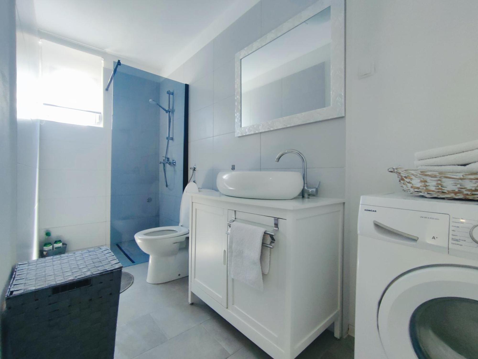 Garden Apartment Sutomiscica Bagian luar foto
